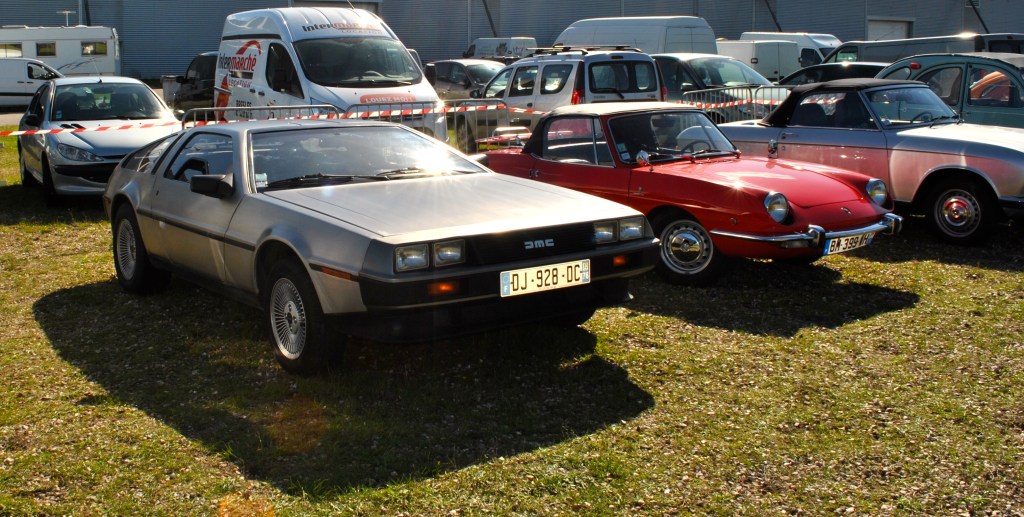 DeLorean DMC12