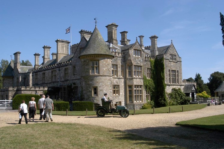 Palace House à Beaulieu treasurehouses.blogspot.fr