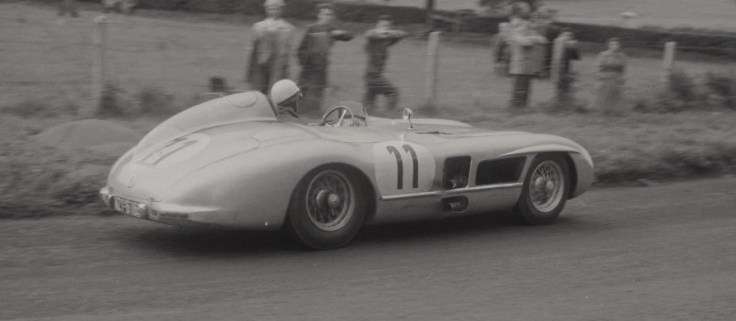 La Mercedes 300SLR n°11 de Wolfgang von Trips et André Simon Source : Collection George Phillips