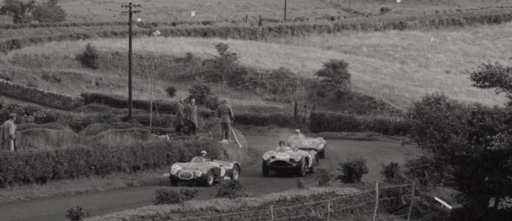 Les petites routes glissantes du circuit de Dunrod laissent peu de place pour les dépassements Source : Collection George Phillips