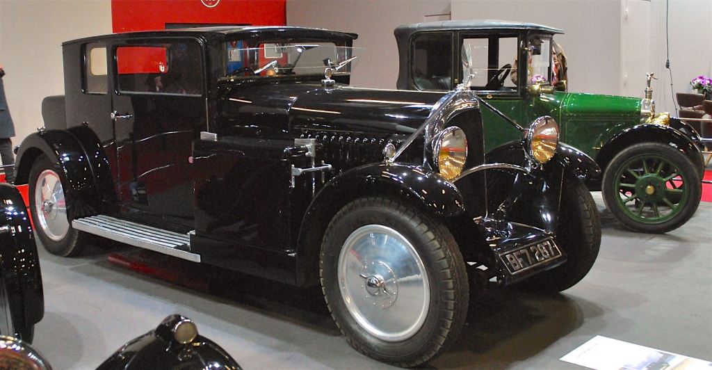 Voisin C14 et Wolseley Doctor's Coupé
