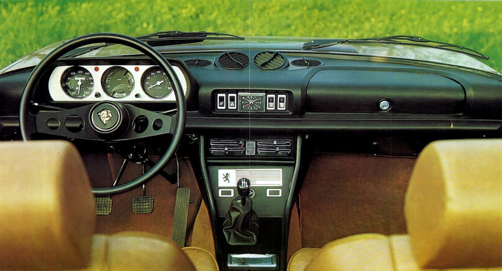 peugeot-504-coupe-v6-ti-3